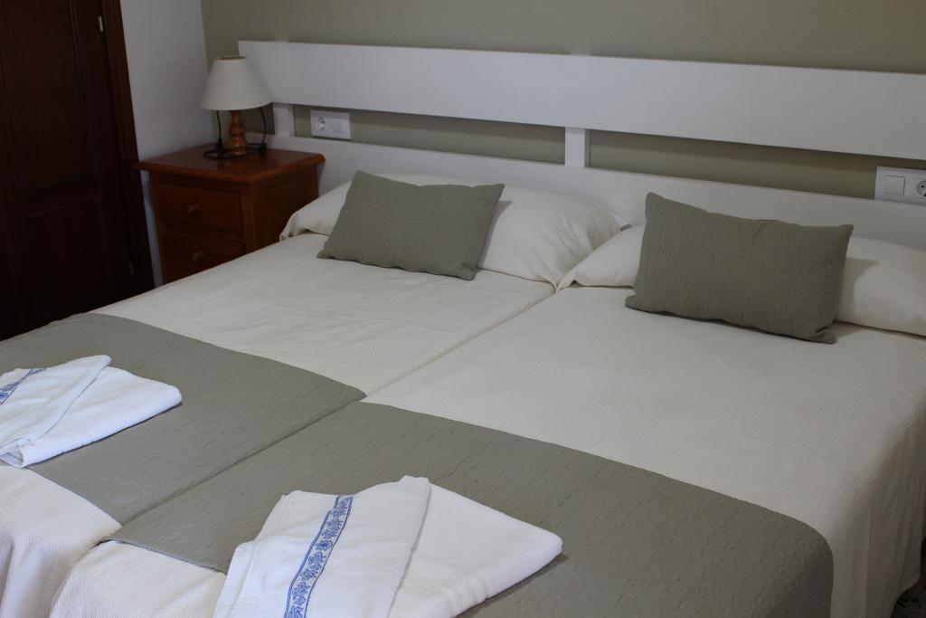 Apartamentos Bolonia Paraiso Esterno foto