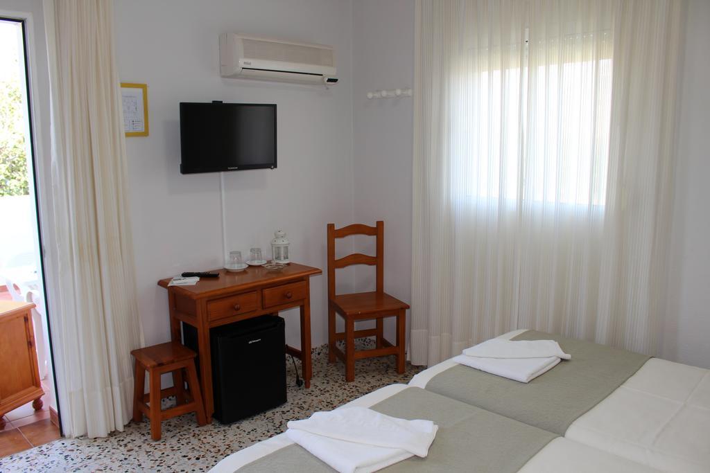 Apartamentos Bolonia Paraiso Esterno foto