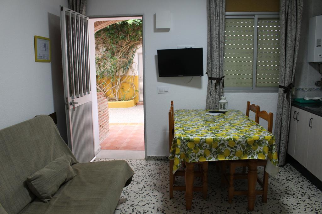 Apartamentos Bolonia Paraiso Esterno foto
